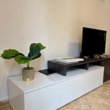 Gigi'S Apartment Палермо Экстерьер фото